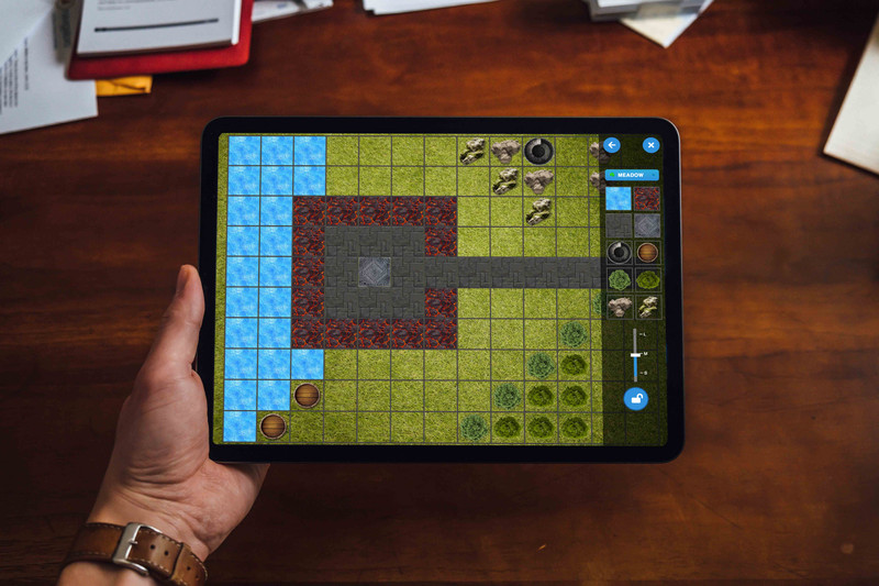 Game board with drag'n'drop for physical real world board games built with React.